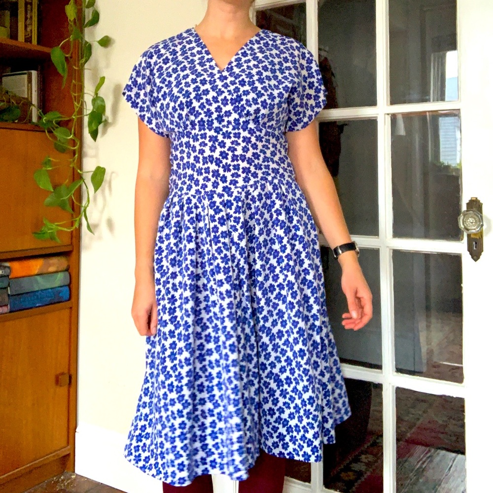 Jaunty 80s dress